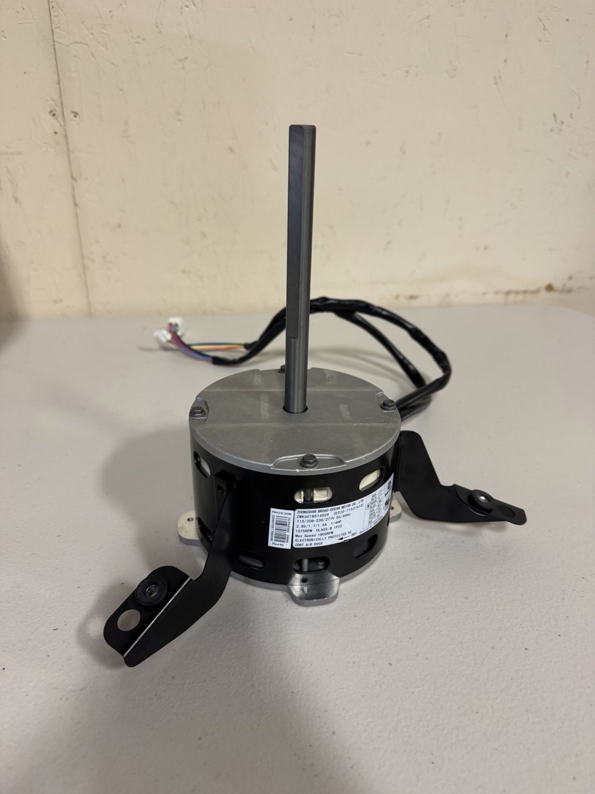 ZHONGSHAN BROAD-OCEAN MOTOR ZWK601B514009 1/4 HP 1075 RPM 115/208-208/277V