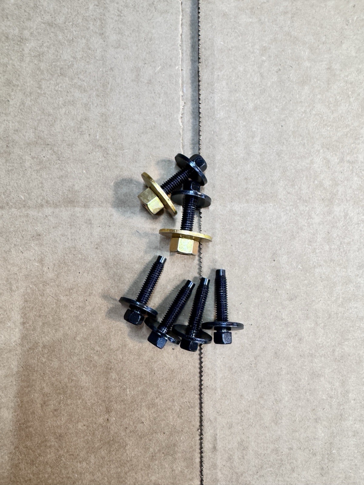 🔩 09-26 Ram Center Console Hardware Bolt Kit 6 Bolts 2 Nuts Only (No Brackets) 🔩 09-26 Ram Center Console Hardware Bolt Kit 6 Bolts 2 Nuts Only (No Brackets)