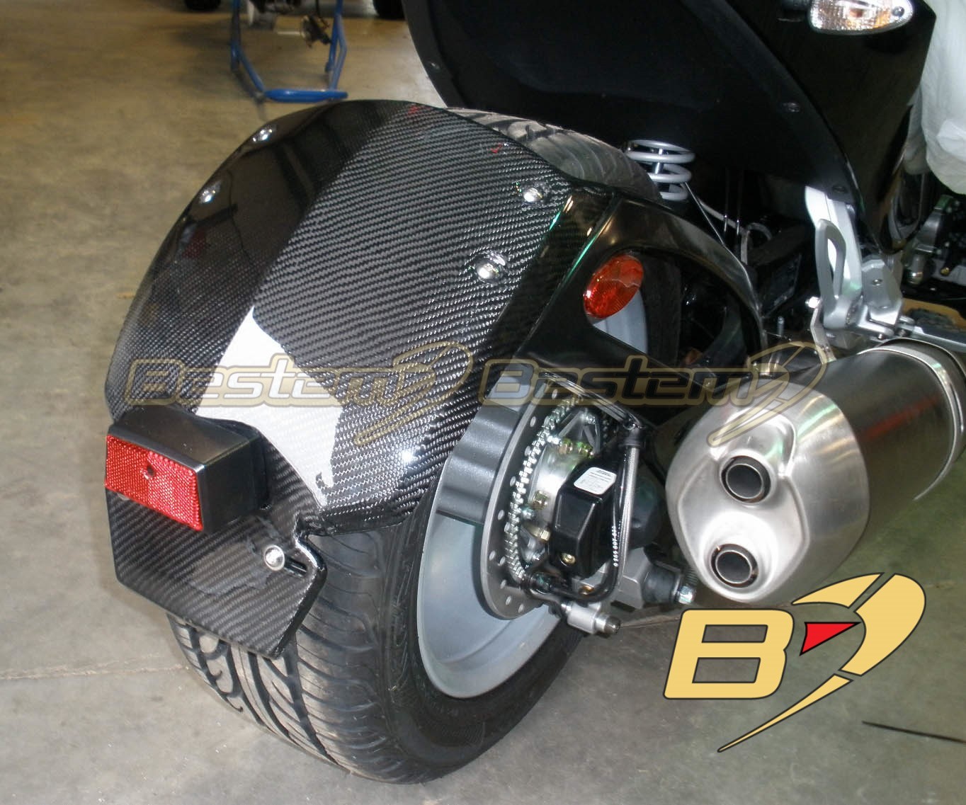 Can-Am Spyder RS 2008 - 2016 Carbon Fiber Hugger Fender Mudguard Twill Can-Am Spyder RS 2008 - 2016 Carbon Fiber Hugger Fender Mudguard Twill