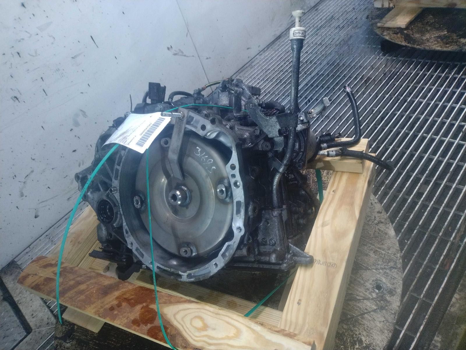 2015 Mitsubishi Outlander Automatic Transmission Assembly OEM USED 94K Miles