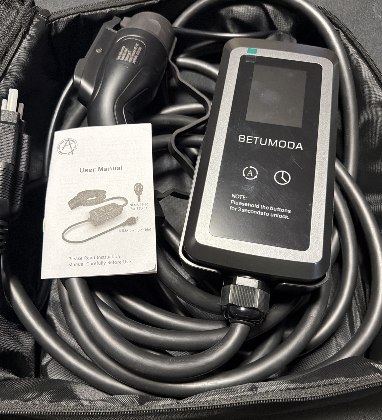 Betumoda 16A EV Charger Model: BU-16A1. New/Open Box