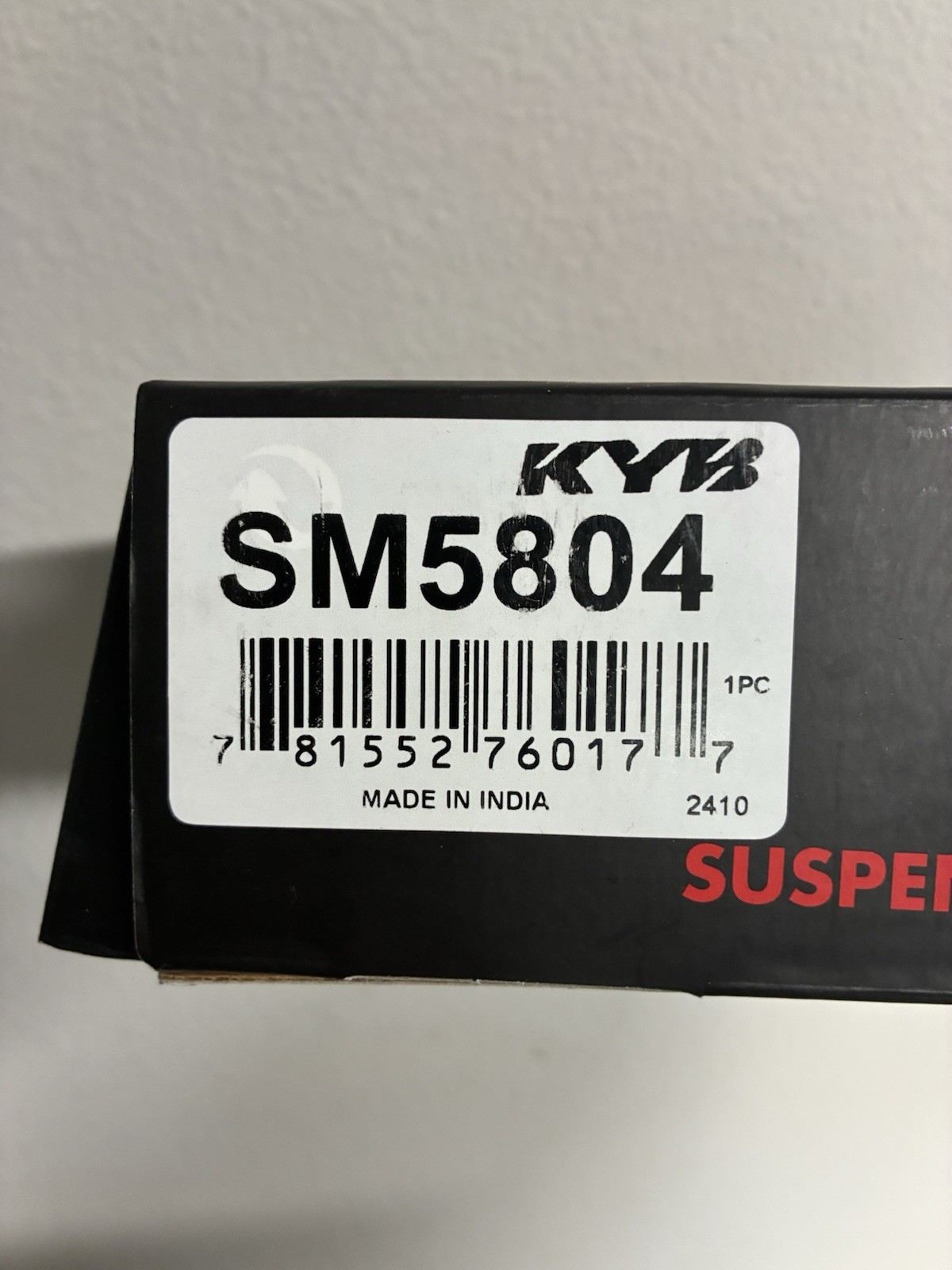 Front Suspension Strut Mount Kit For 2011-2017 Toyota Sienna KYB SM5804