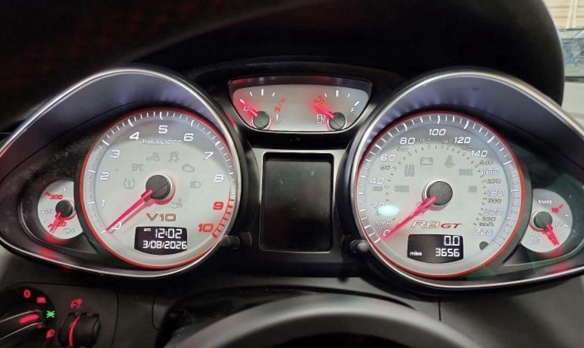 2011-2013 RARE (2012) AUDI R8 GT SPEEDOMETER GAUGE INSTRUMENT CLUSTER ASSEMBLY 2011-2013 RARE (2012) AUDI R8 GT SPEEDOMETER GAUGE INSTRUMENT CLUSTER ASSEMBLY