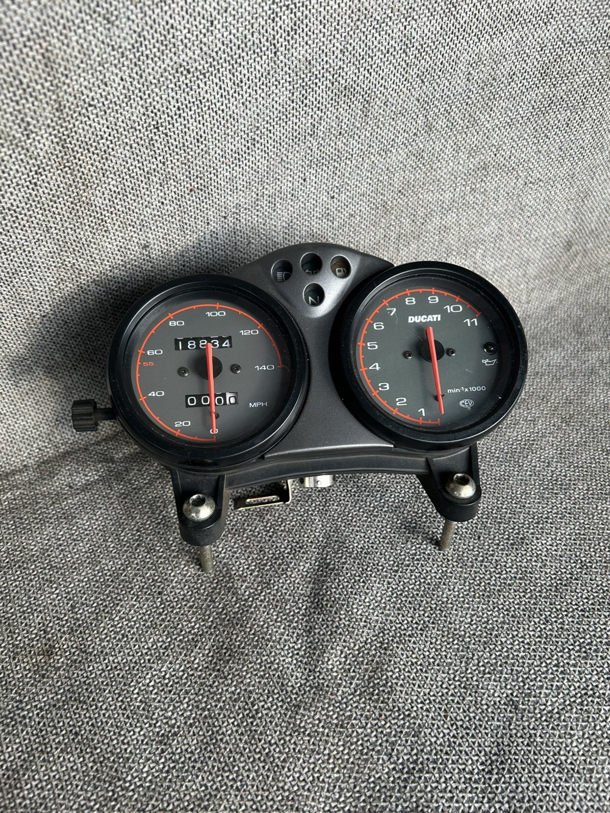 96-01 Ducati Monster 750 M750 Front Speedometer Dash Cluster Gauge 96-01 Ducati Monster 750 M750 Front Speedometer Dash Cluster Gauge