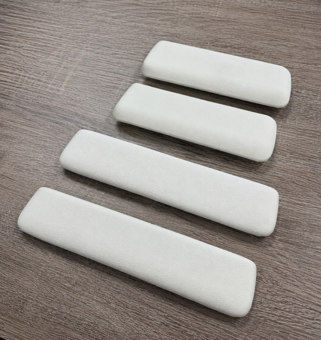 1965-1967 GM A-Body Front Rear Armrest Pads Chevelle El Camino GTO Skylark White 1965-1967 GM A-Body Front Rear Armrest Pads Chevelle El Camino GTO Skylark White