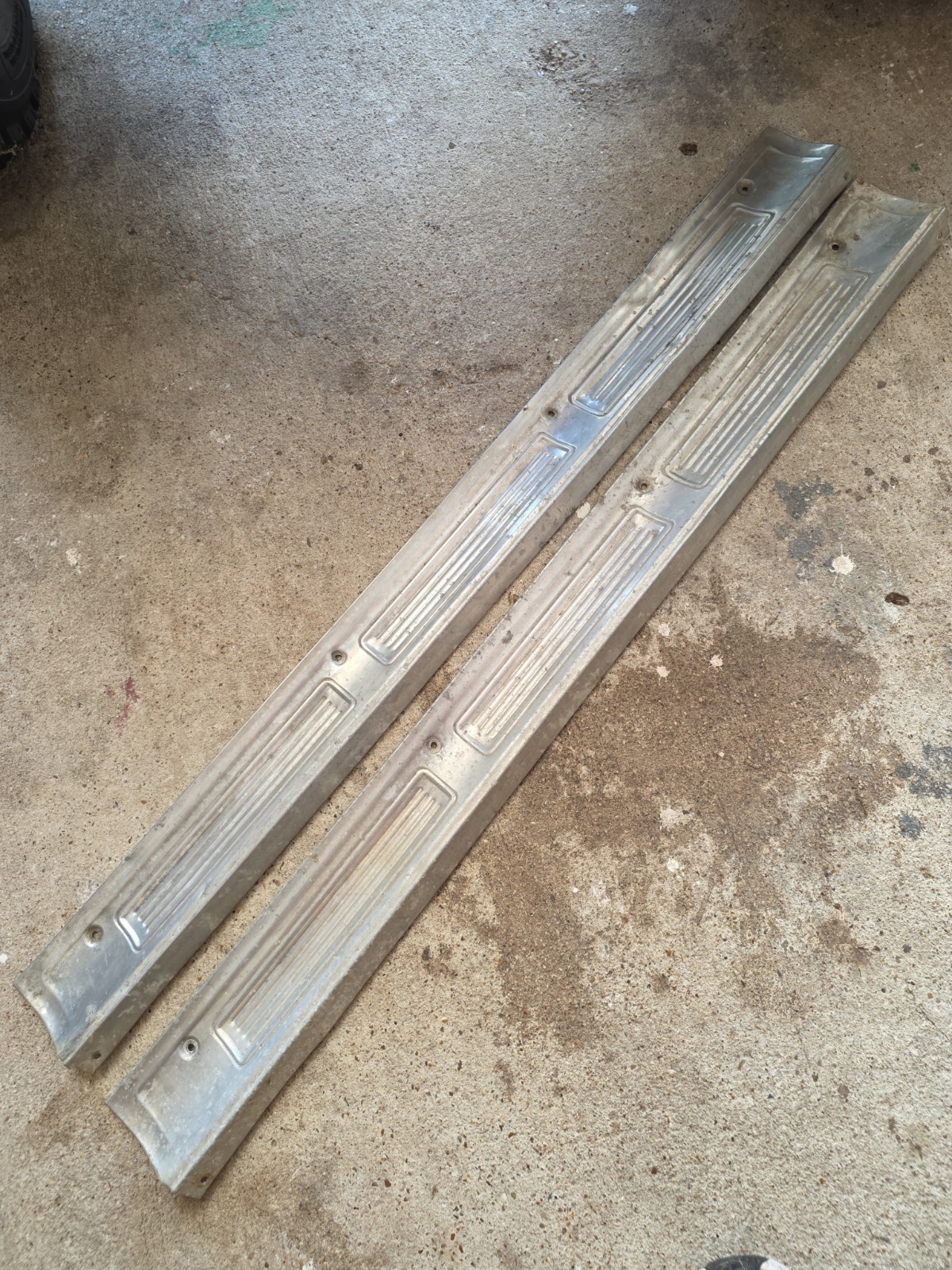 1973 1974 Dodge Charger SE MoPar Left Right ROCKER MOLDING 1973 1974 Dodge Charger SE MoPar Left Right ROCKER MOLDING