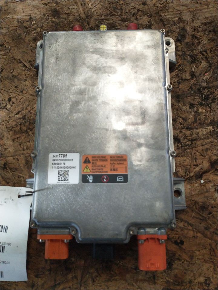 Conv/Invert/Charger Charger Fits 16-19 VOLT 855092