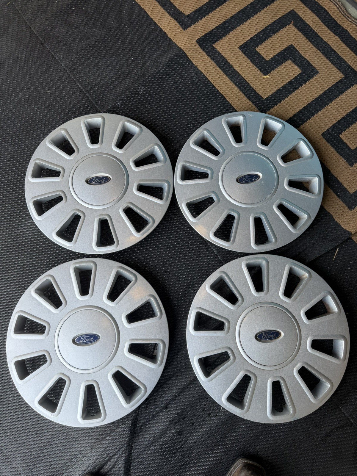 #1 SET OF 4 2006-2011 Ford Crown Victoria Hubcap, Police Part# 7W73-1130-AE #1 SET OF 4 2006-2011 Ford Crown Victoria Hubcap, Police Part# 7W73-1130-AE