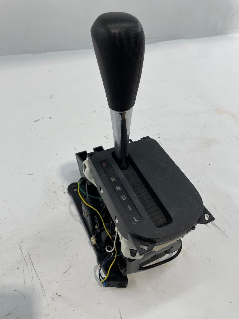 2006-2011 Chevrolet HHR Automatic Floor Gear Shifter Assemly Oem 2006-2011 Chevrolet HHR Automatic Floor Gear Shifter Assemly Oem