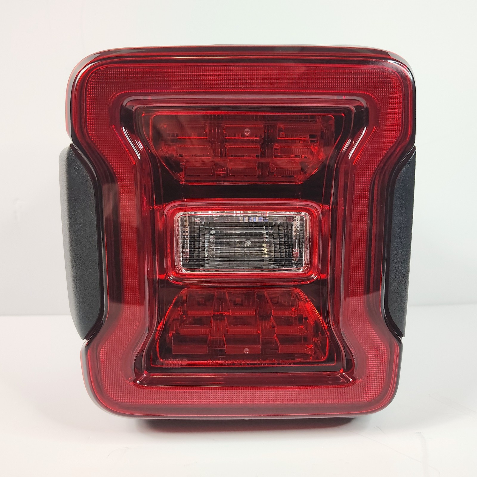 2018-2024 Jeep Wrangler JL OEM Tail Light Left Driver w/ Blind Spot NO Module