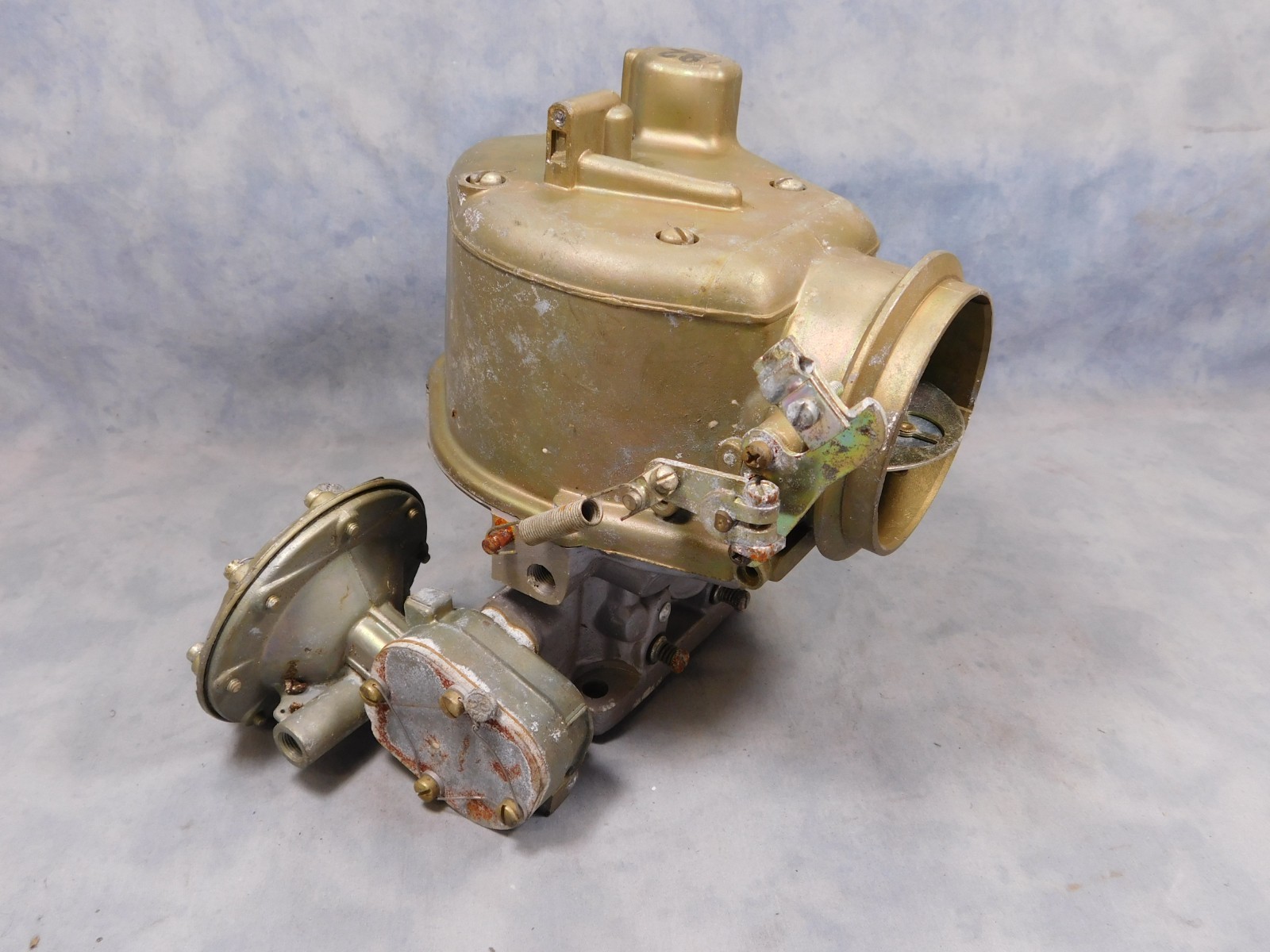 HOLLEY CARBURETOR 885-FFG  R-683-2A 7411781 GMC M211 M135 NOS