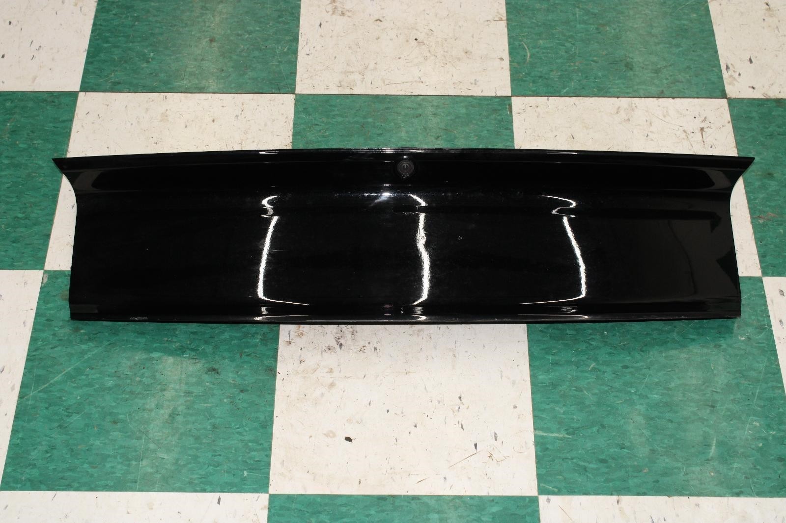 ⚠️-EMBLEM⚠️ 18-22 Mustang Black Trunk Rear Decklid Finish Panel Factory OE WTY
