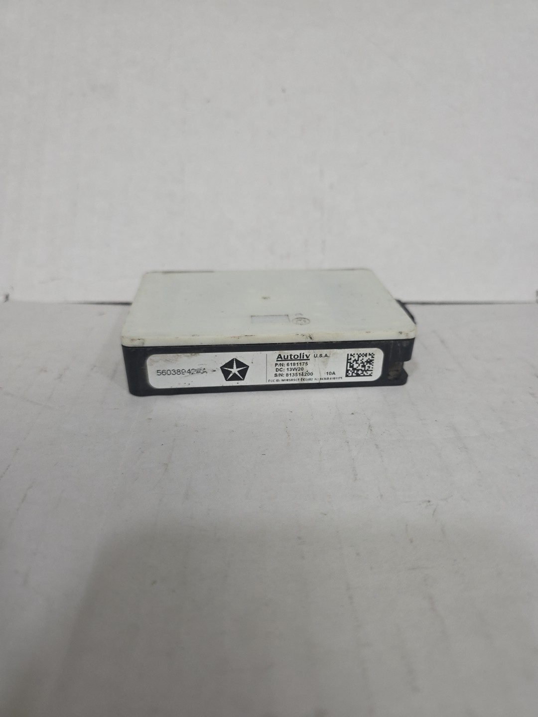 11-13 Chrysler Jeep Dodge Left Blind Spot Detection Sensor Module 56038942AA OEM 11-13 Chrysler Jeep Dodge Left Blind Spot Detection Sensor Module 56038942AA OEM