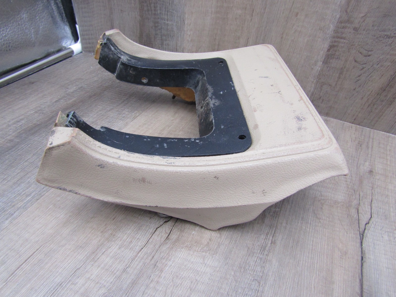 1968-1971 Fairlane Torino Ranchero Cyclone ORIG CONSOLE PAD ONLY *NO ASHTRAY* 1968-1971 Fairlane Torino Ranchero Cyclone ORIG CONSOLE PAD ONLY *NO ASHTRAY*