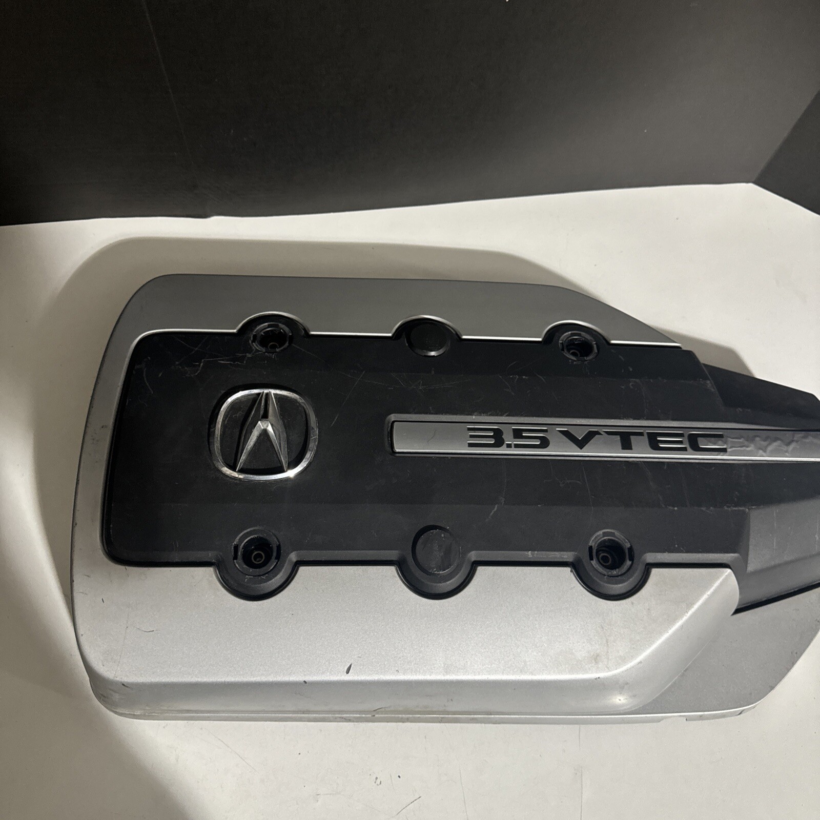 2003-06 ACURA MDX Engine Intake Manifold Cover Assembly OEM, used 05 MDX 2003-06 ACURA MDX Engine Intake Manifold Cover Assembly OEM, used 05 MDX