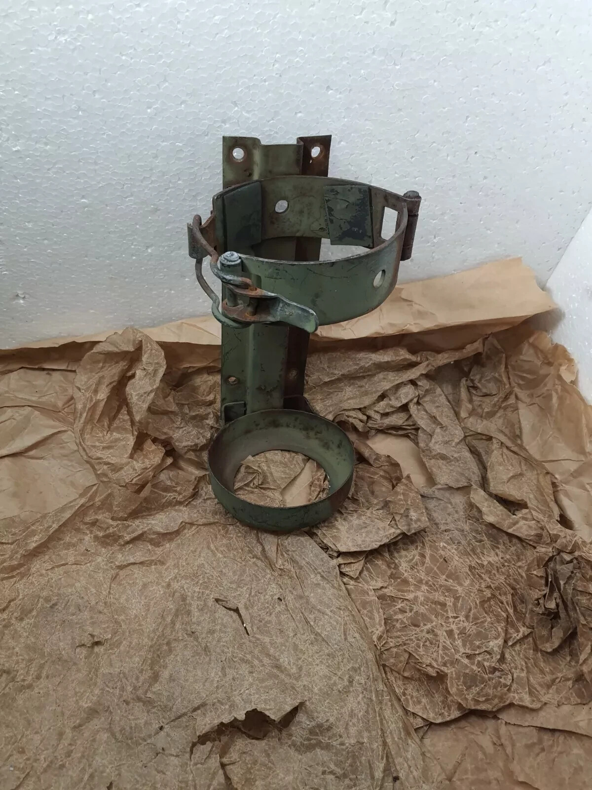 RARY ORIGINAL Feuerlöscherhalterung KAMAZ KRAZ ZIL LUAZ УАЗ UAZ GAZ RARY ORIGINAL Feuerlöscherhalterung KAMAZ KRAZ ZIL LUAZ УАЗ UAZ GAZ