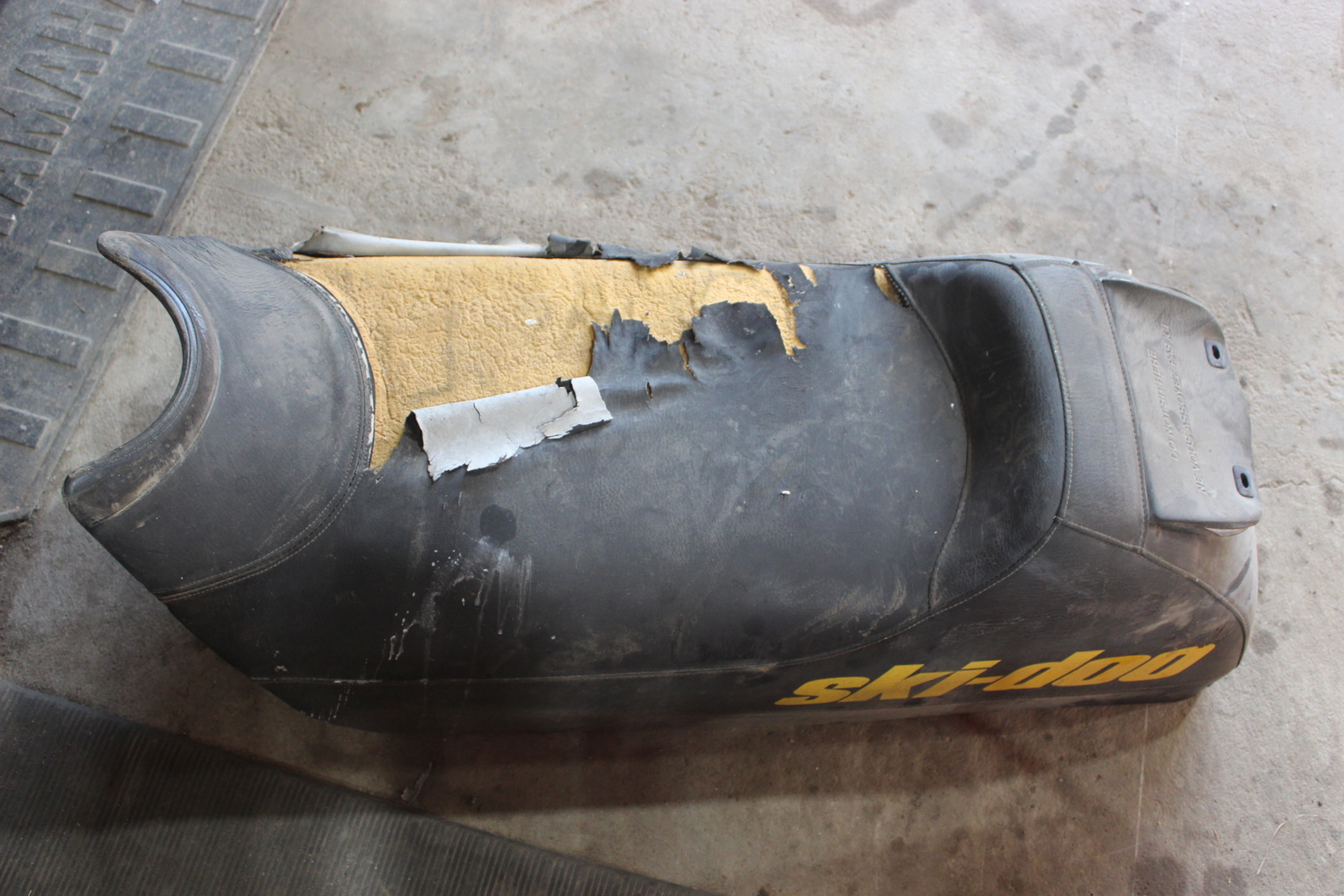 1999 Ski-doo Summit 600 Seat Saddle