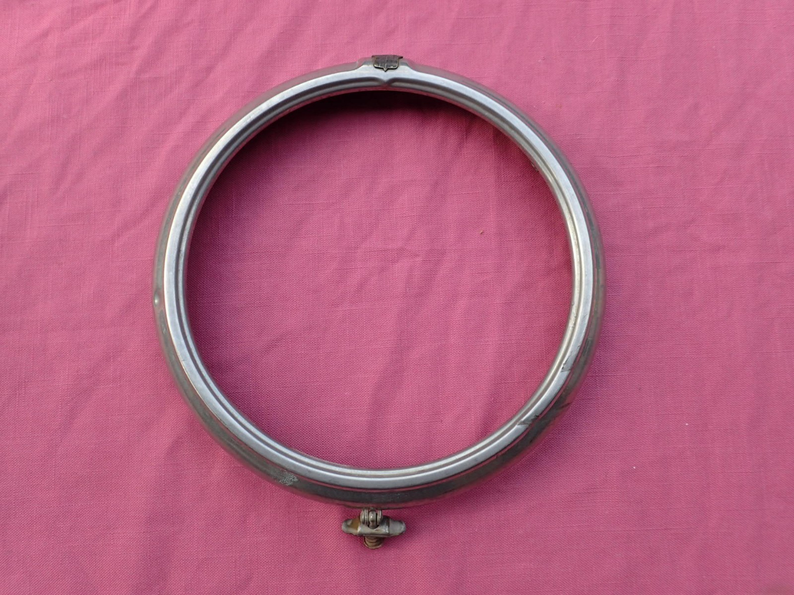 1920’s-30’s Cadillac headlight bezel, nice headlamp
