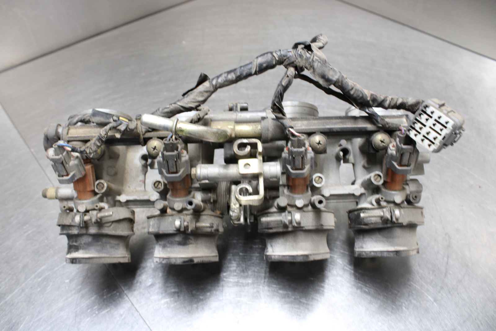 03-06 Kawasaki Z1000 Carb Carburetors Throttle Bodies