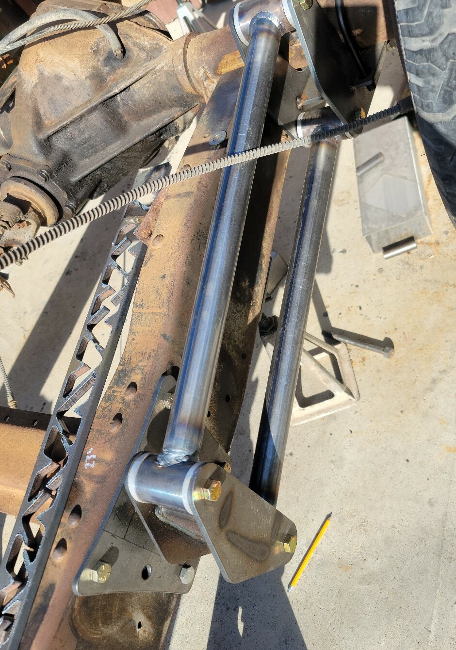 73-87 chevy gmc C10 C20 C30 Weld On 4 Link