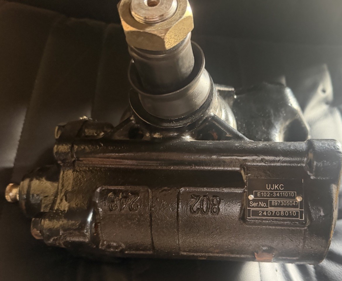 Power Steering Gear 897305047 for Isuzu NQR NRR NPR Chevy W3500 Tiltmaster 04-08 Power Steering Gear 897305047 for Isuzu NQR NRR NPR Chevy W3500 Tiltmaster 04-08