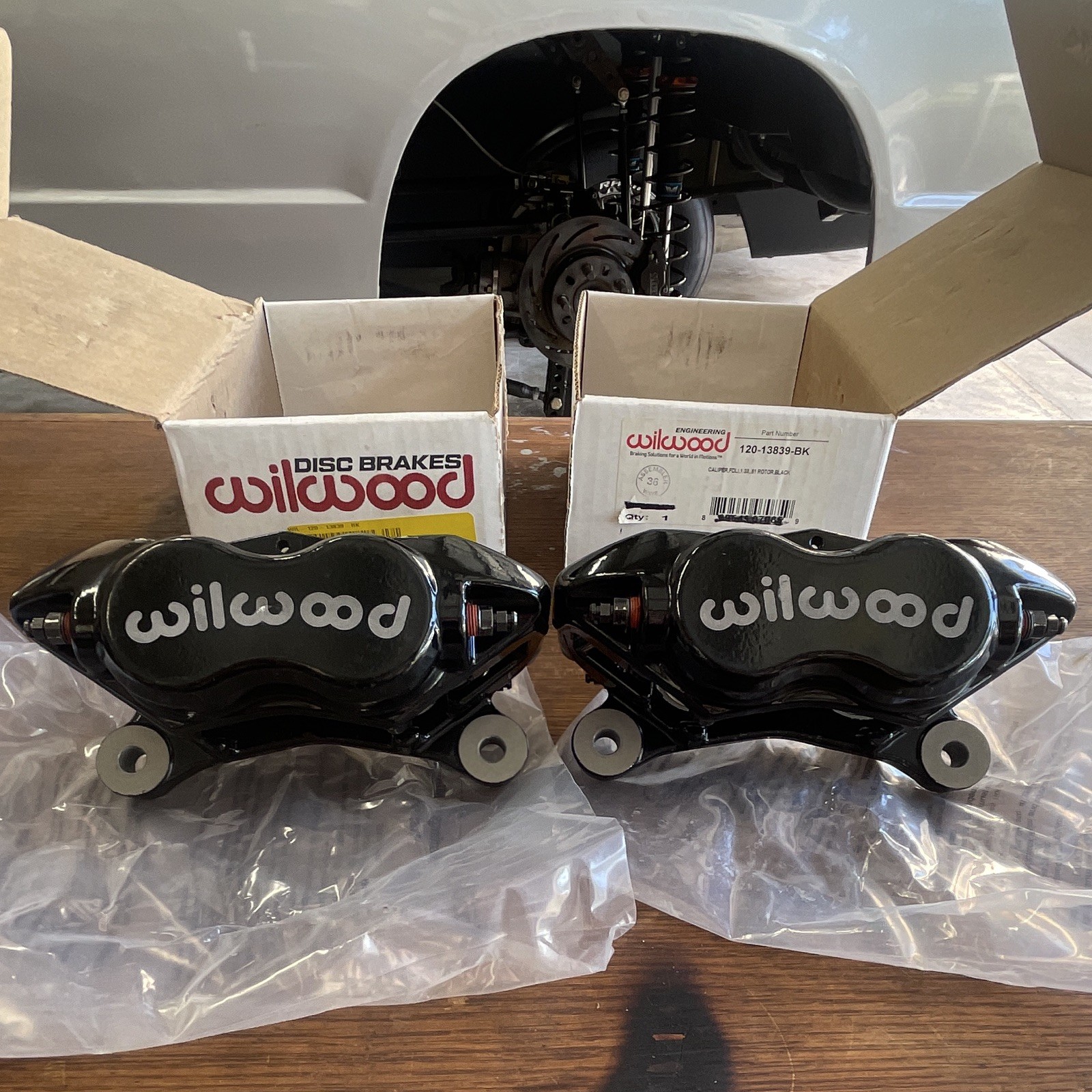 A set of Wilwood Caliper 120-13839-BK A set of Wilwood Caliper 120-13839-BK