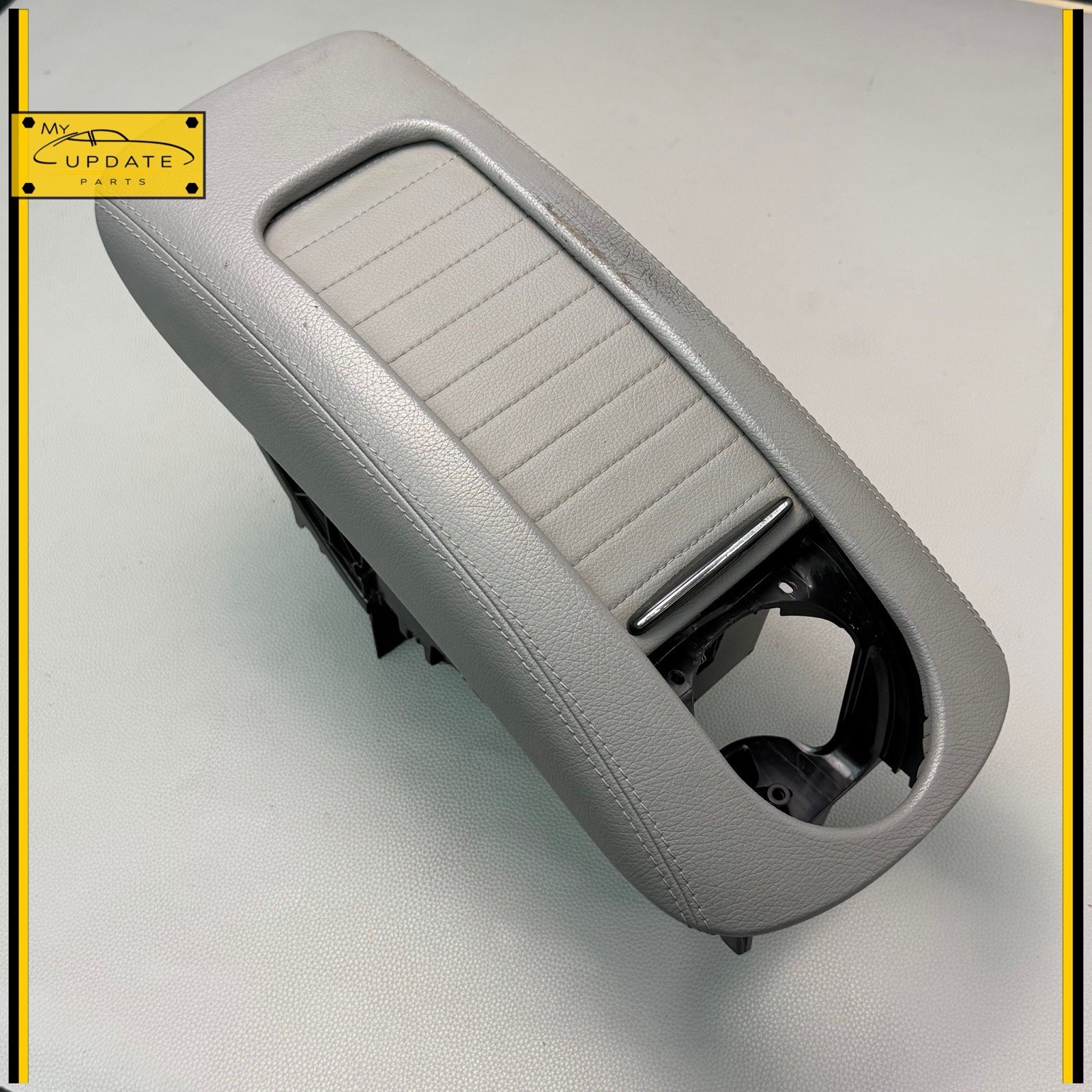 OEM 2006-2009 Mercedes-Benz CLK350 CLK550 Center Console Armrest Storage Gray