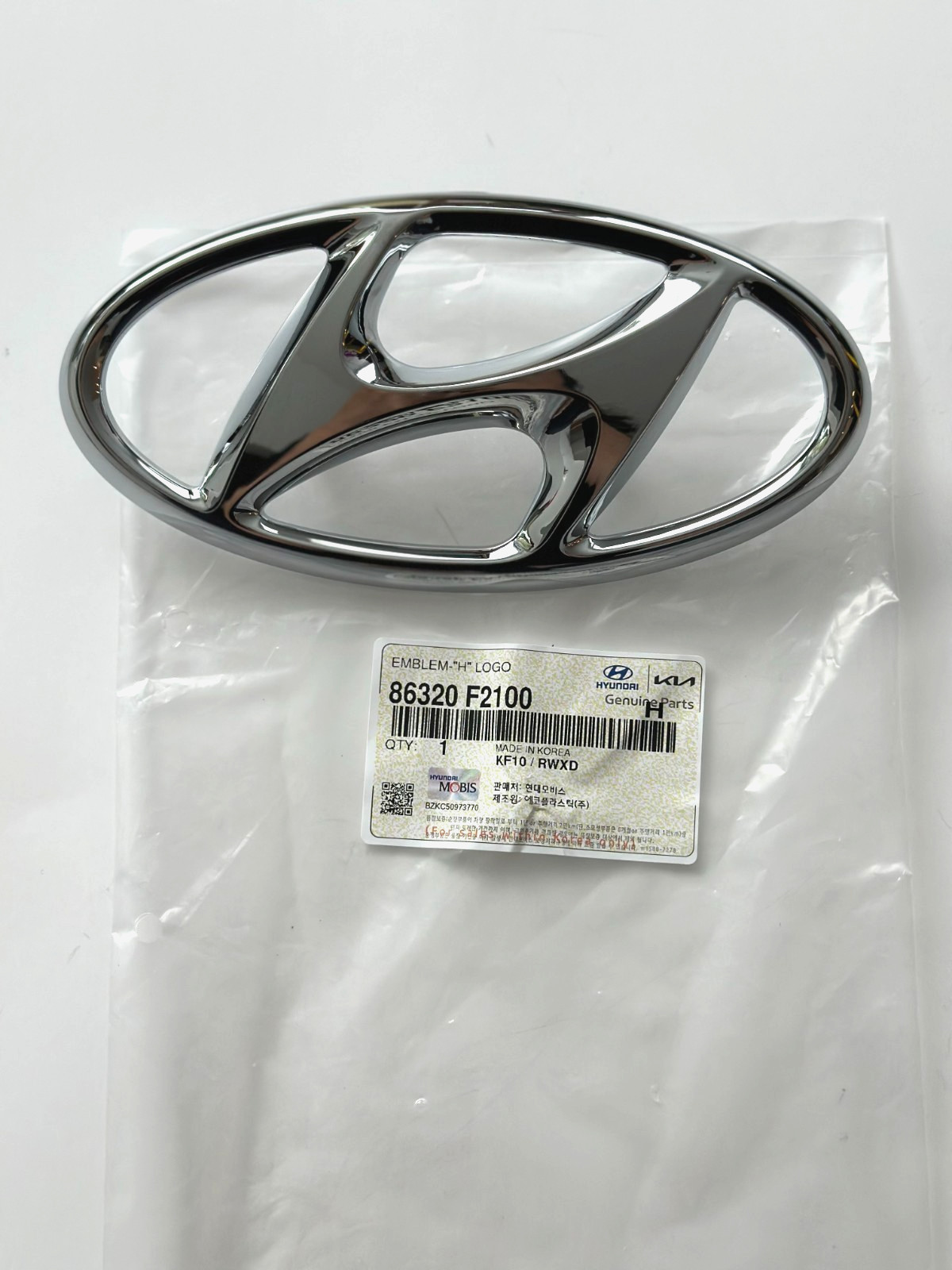 GENUINE OEM FRONT GRILLE CHROME LOGO BADGE 86320-F2100 for 17-18 Hyundai Elantra GENUINE OEM FRONT GRILLE CHROME LOGO BADGE 86320-F2100 for 17-18 Hyundai Elantra