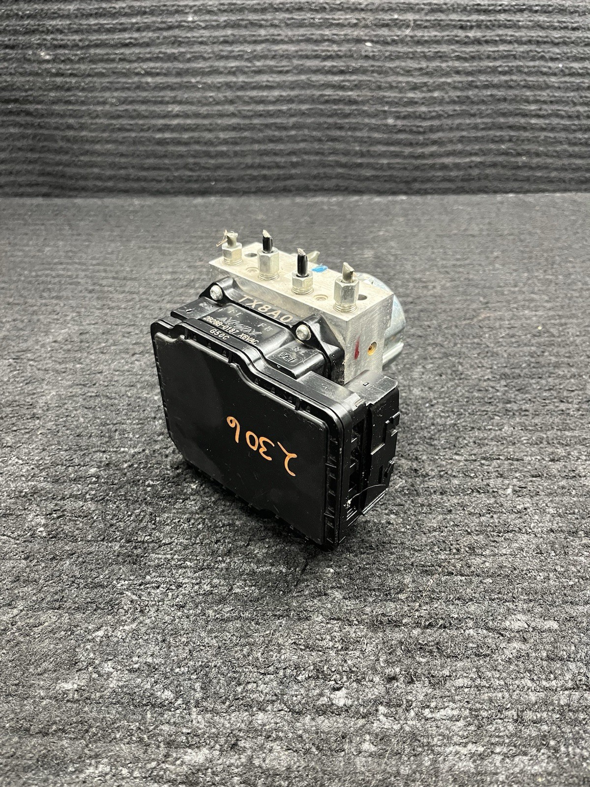 2013-2015 Acura ILX 1.5L ABS Pump Anti-Lock Brake Module OEM TX8A0 Hybrid 2013-2015 Acura ILX 1.5L ABS Pump Anti-Lock Brake Module OEM TX8A0 Hybrid