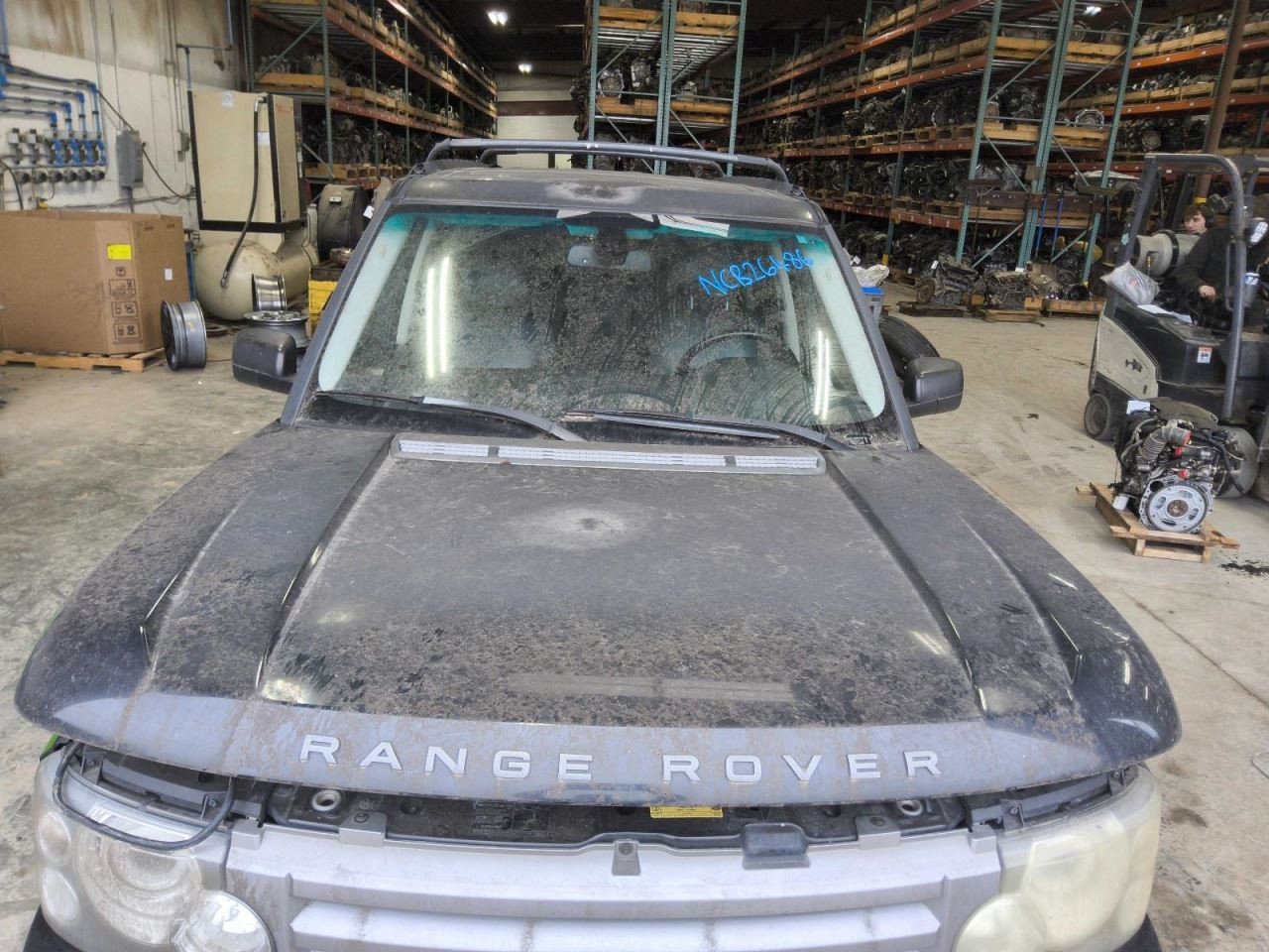 (LOCAL PICKUP ONLY) Hood Fits 03-12 RANGE ROVER 734738