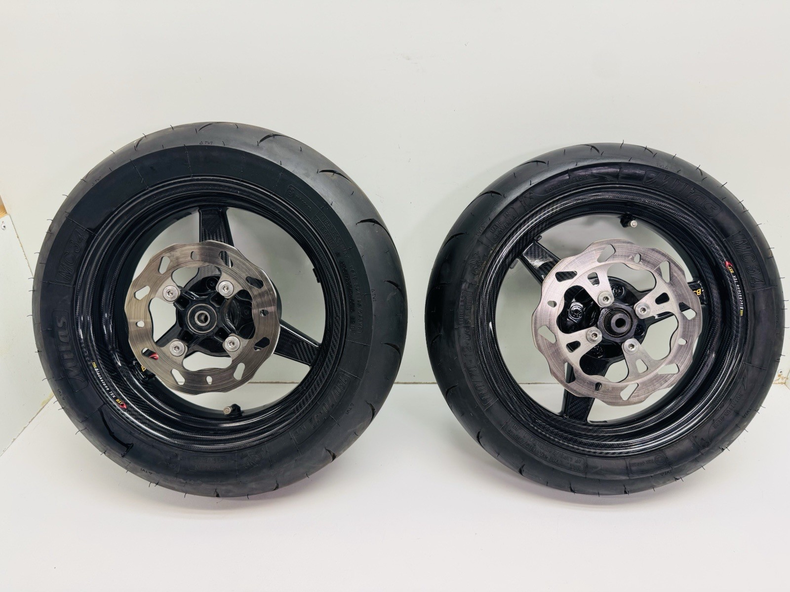 17-23 Kawasaki Z125 BST Carbon Fiber Wheels 3.5 x 12 Rear 2.75 x 12 Front Tires