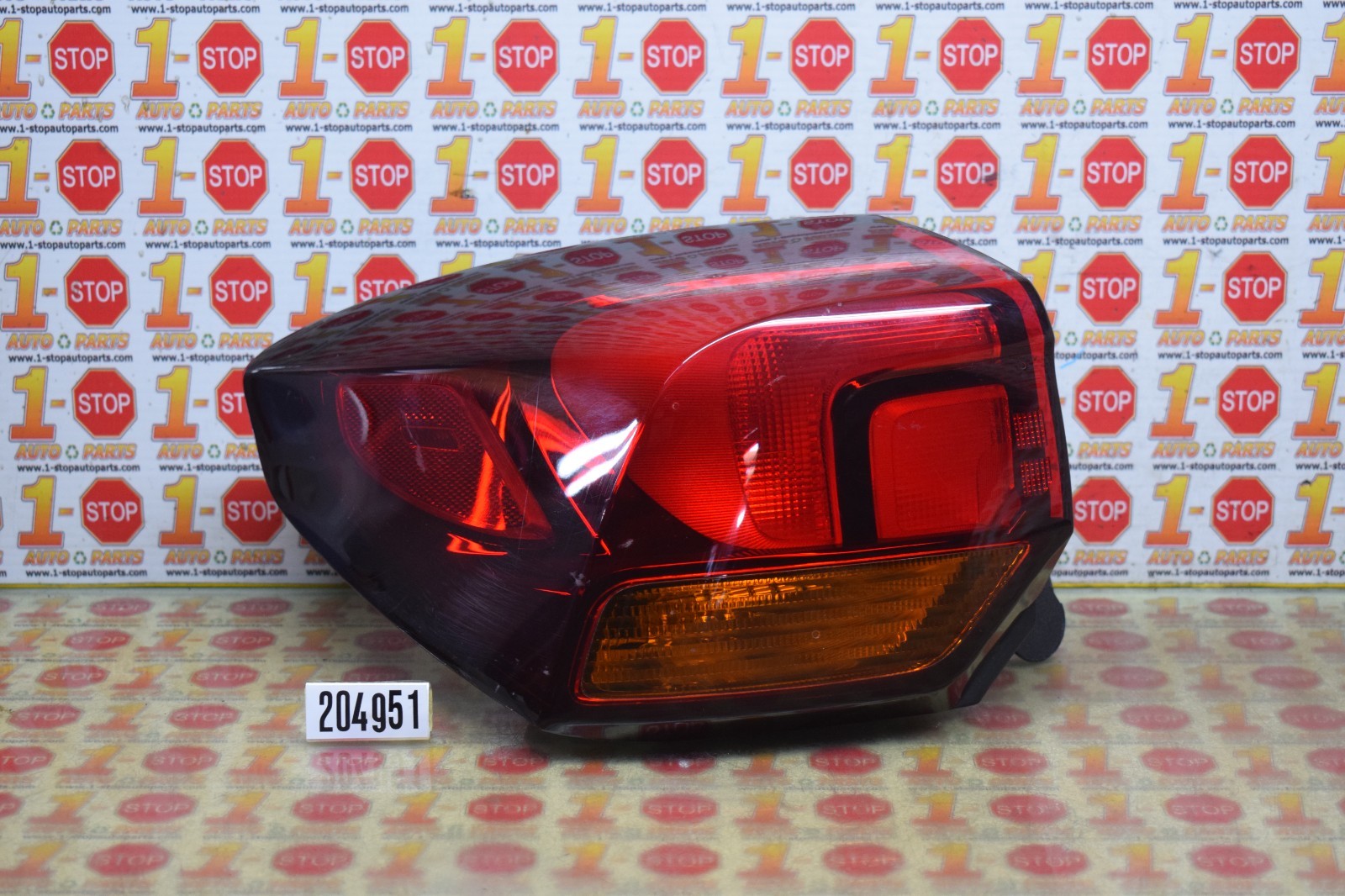 20-25 BUICK ENCORE GX DRIVER/LEFT SIDE REAR BRAKE TAIL LIGHT LAMP 42790327 OEM