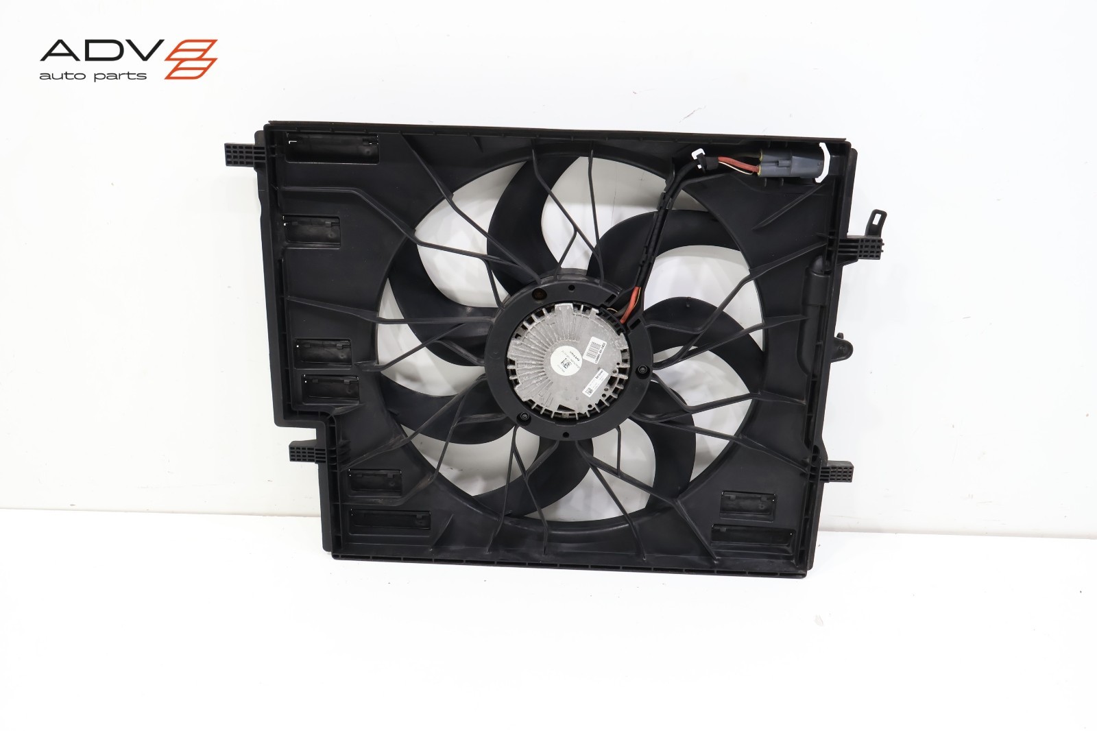 2018 - 2025 VOLVO XC60 ENGINE RADIATOR COOLING FAN MOTOR & SHROUD OEM