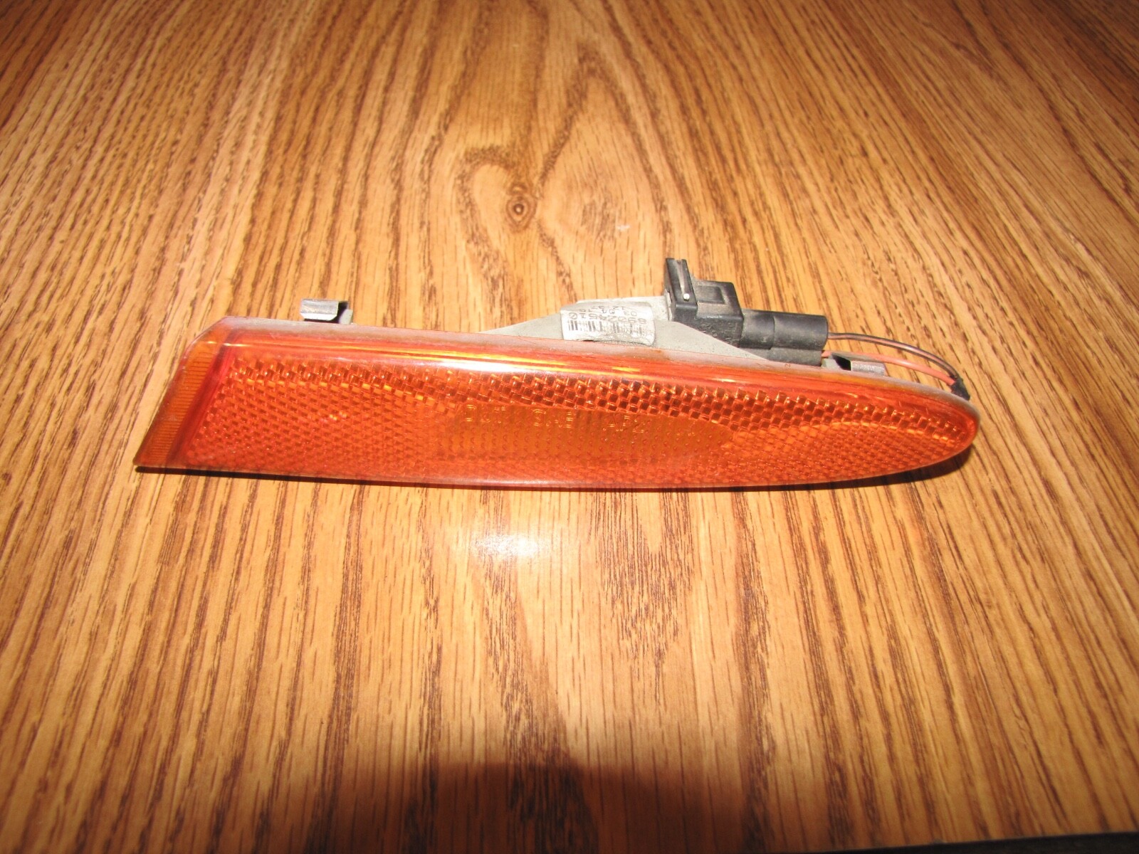 JAGUAR XJ8 XJR VANDEN PLAS FRONT SIDE MARKER LIGHT LH 2004-2007 OEM DRIVER JAGUAR XJ8 XJR VANDEN PLAS FRONT SIDE MARKER LIGHT LH 2004-2007 OEM DRIVER