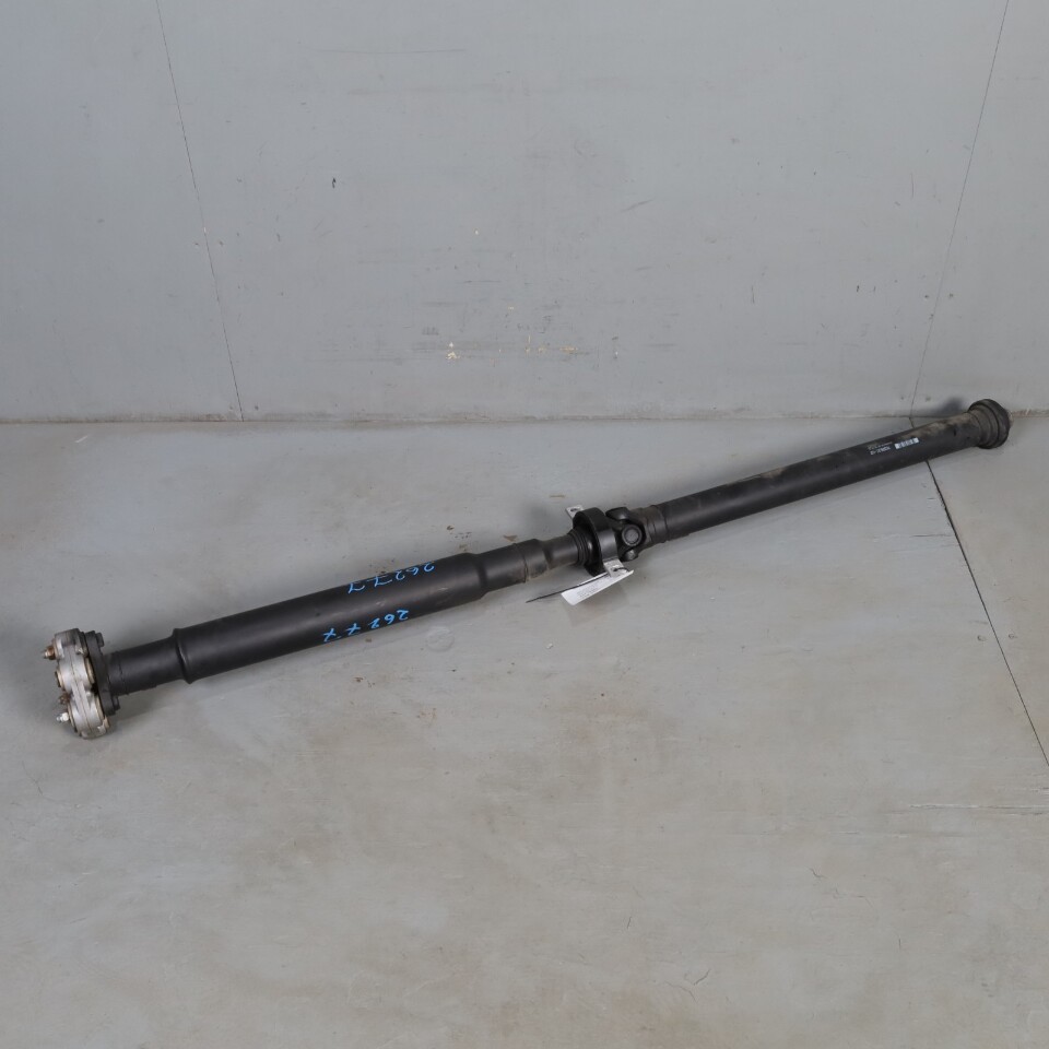 2014-2016 BMW 535i 640 Gran Coupe Rear Driveshaft 26107632631 OEM 2014-2016 BMW 535i 640 Gran Coupe Rear Driveshaft 26107632631 OEM