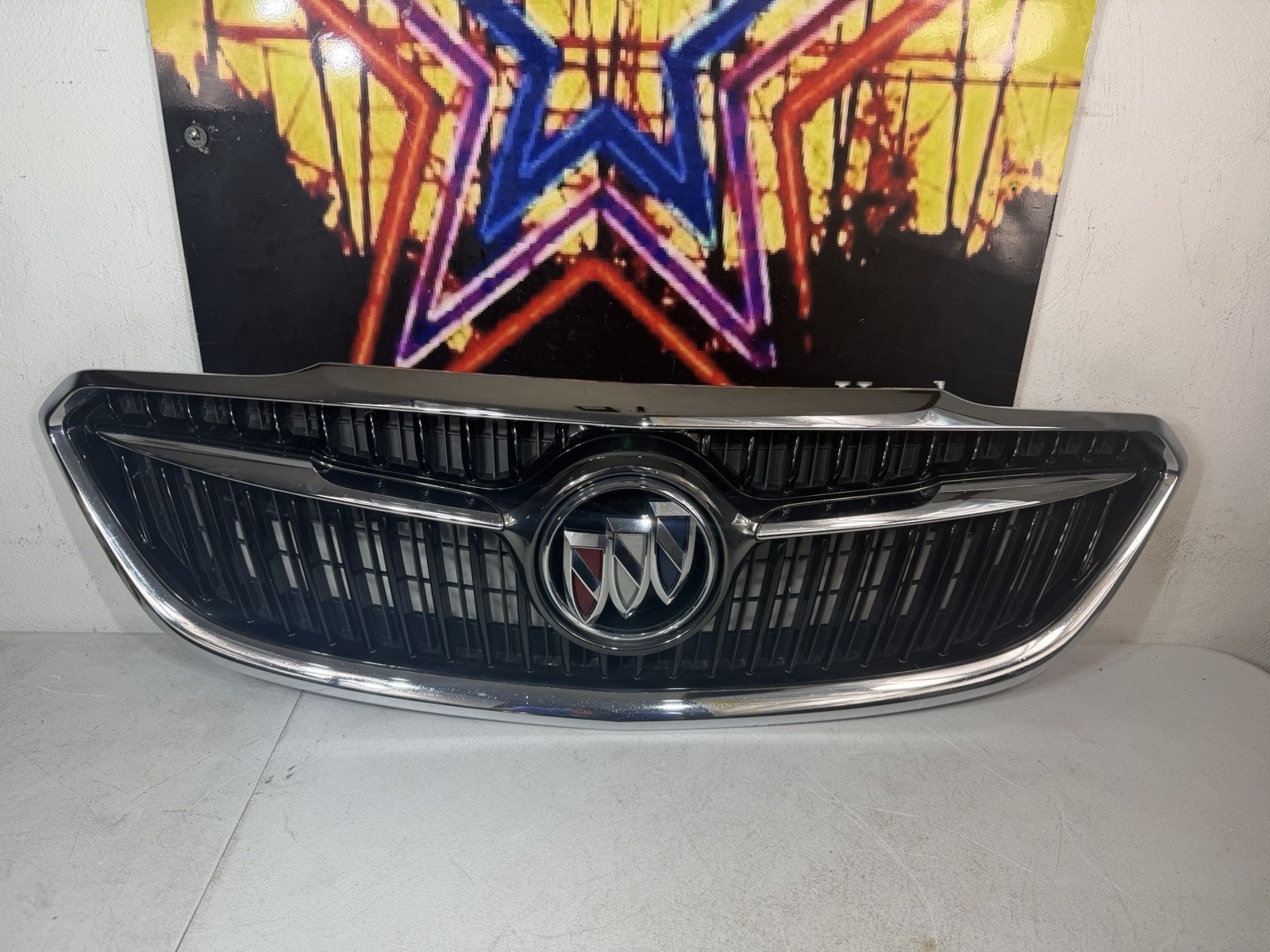 2017- 2019 BUICK LACROSSE FRONT GRILLE OEM 2017- 2019 BUICK LACROSSE FRONT GRILLE OEM