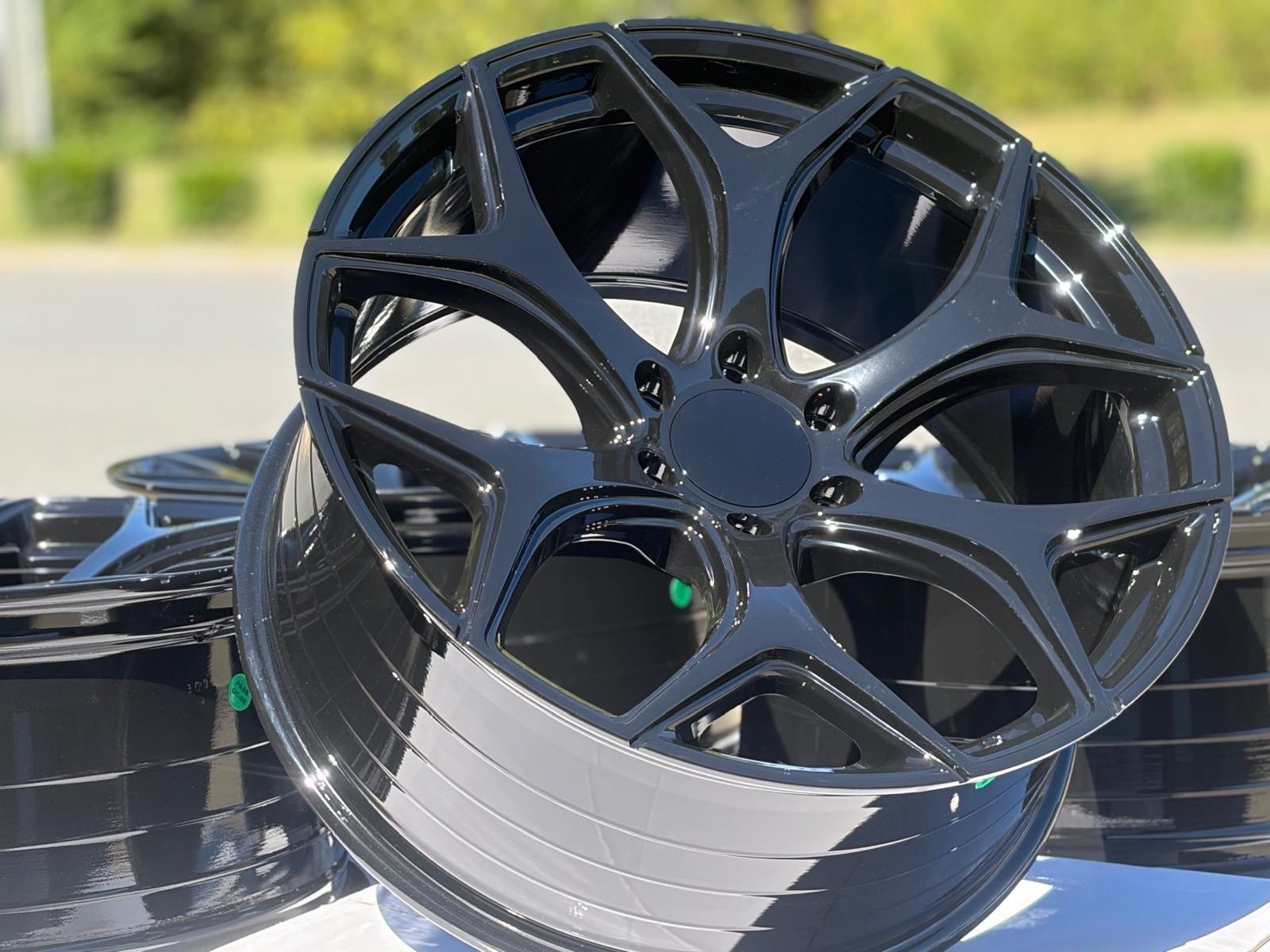 New 22x10 Gloss Black Wheels Ford F-150 Expedition Shelby Style 6x135 Set of 4