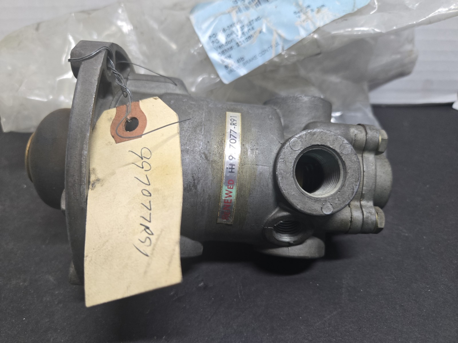 NOS Rebuilt International 997077R91 Valve Brake Control