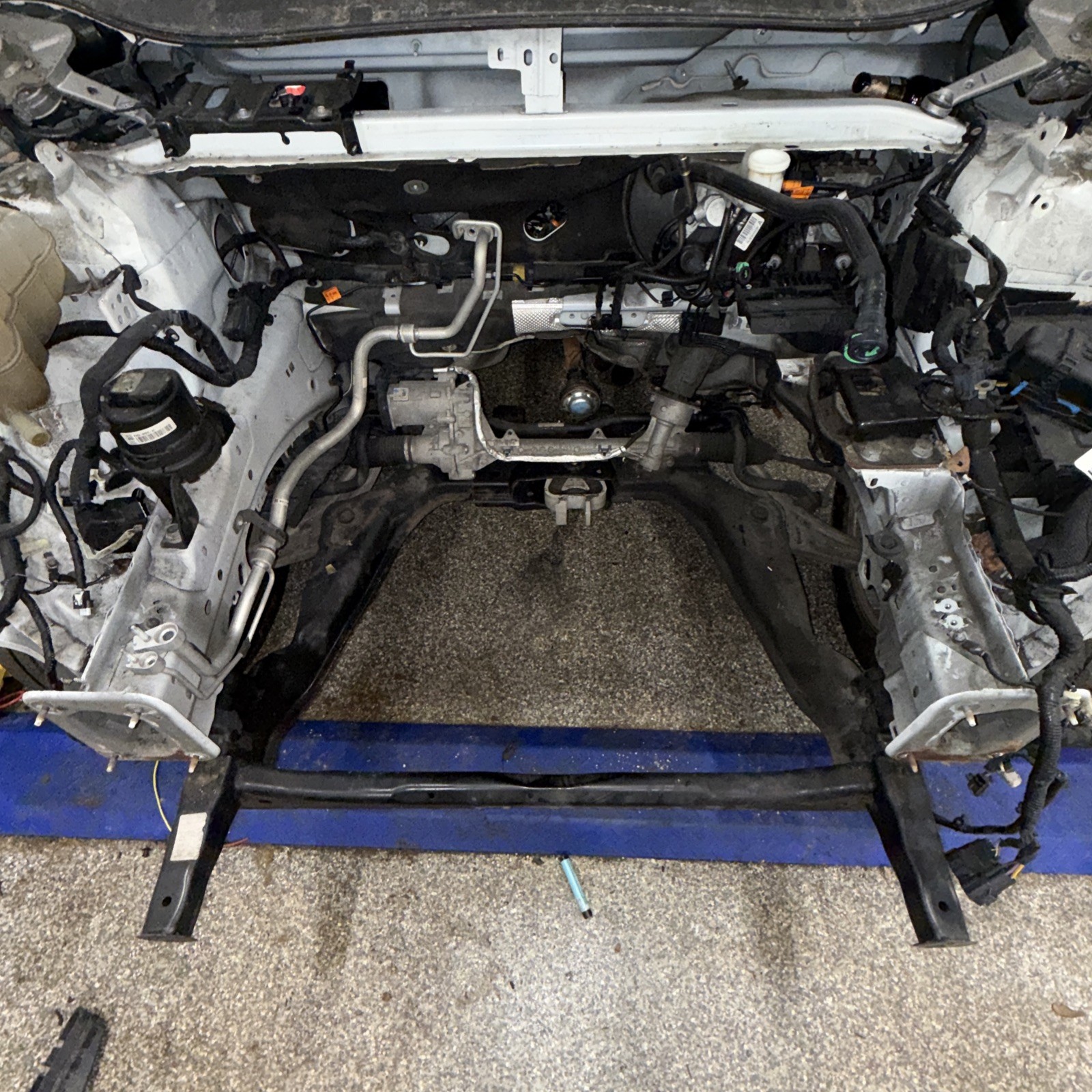 2015 - 2024 FORD EDGE AWD FRONT SUBFRAME CROSSMEMBER ENGINE CRADLE OEM