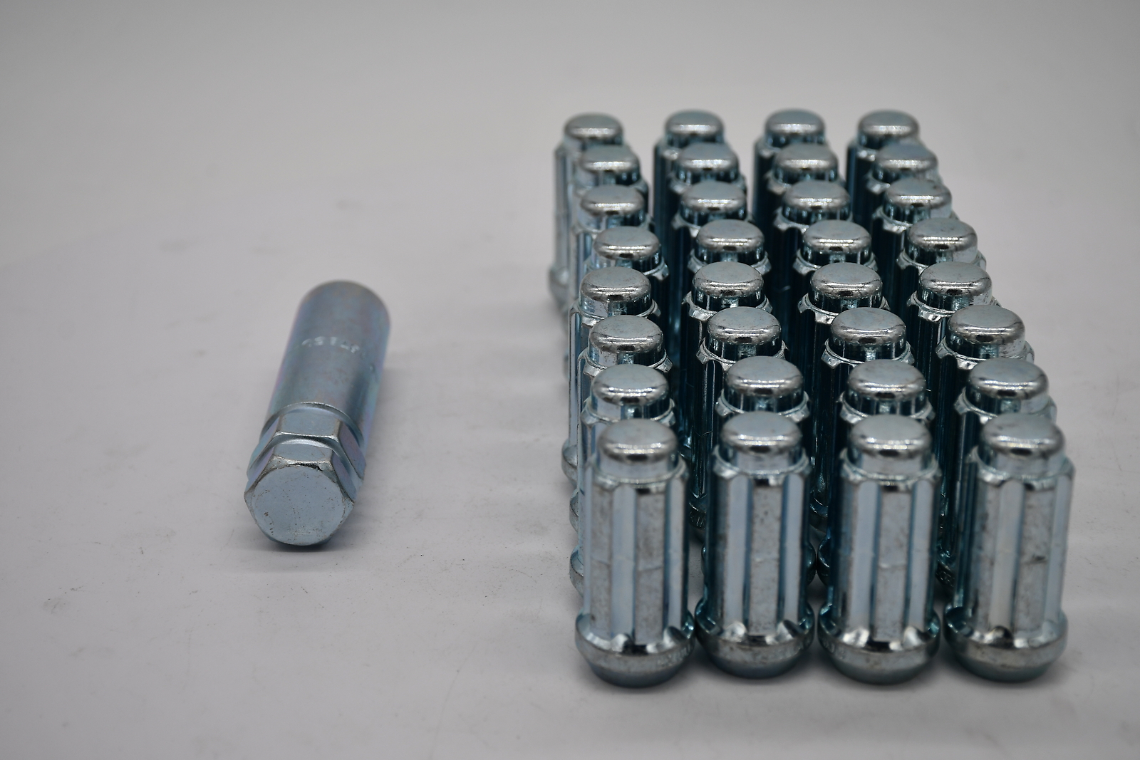 Set 32 Spline Lug Nut Kit 14mm x 2.0 2\