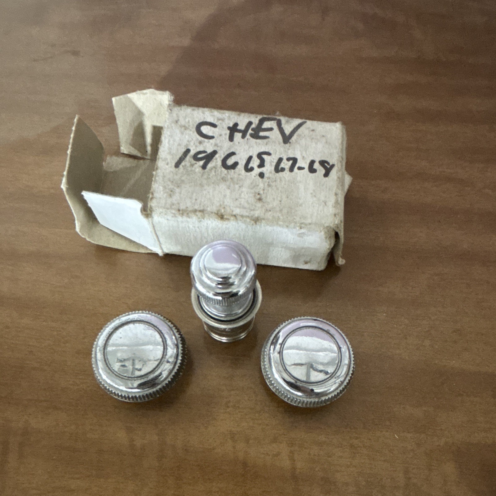 Vintage Chevy? Knobs And Cigarette Lighter NOS Vintage Chevy? Knobs And Cigarette Lighter NOS