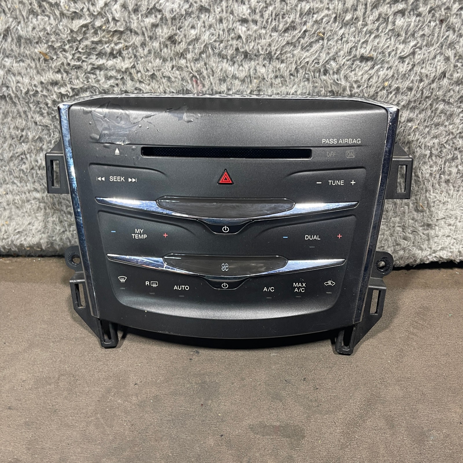 OEM Radio Dual Climate Control Panel EA5T-18A802-AP 2013-2016 Lincoln MKS