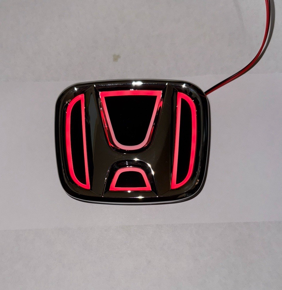 Suitable for retrofitting LED lightson the rear emblem of the Honda Civic Accord Suitable for retrofitting LED lightson the rear emblem of the Honda Civic Accord