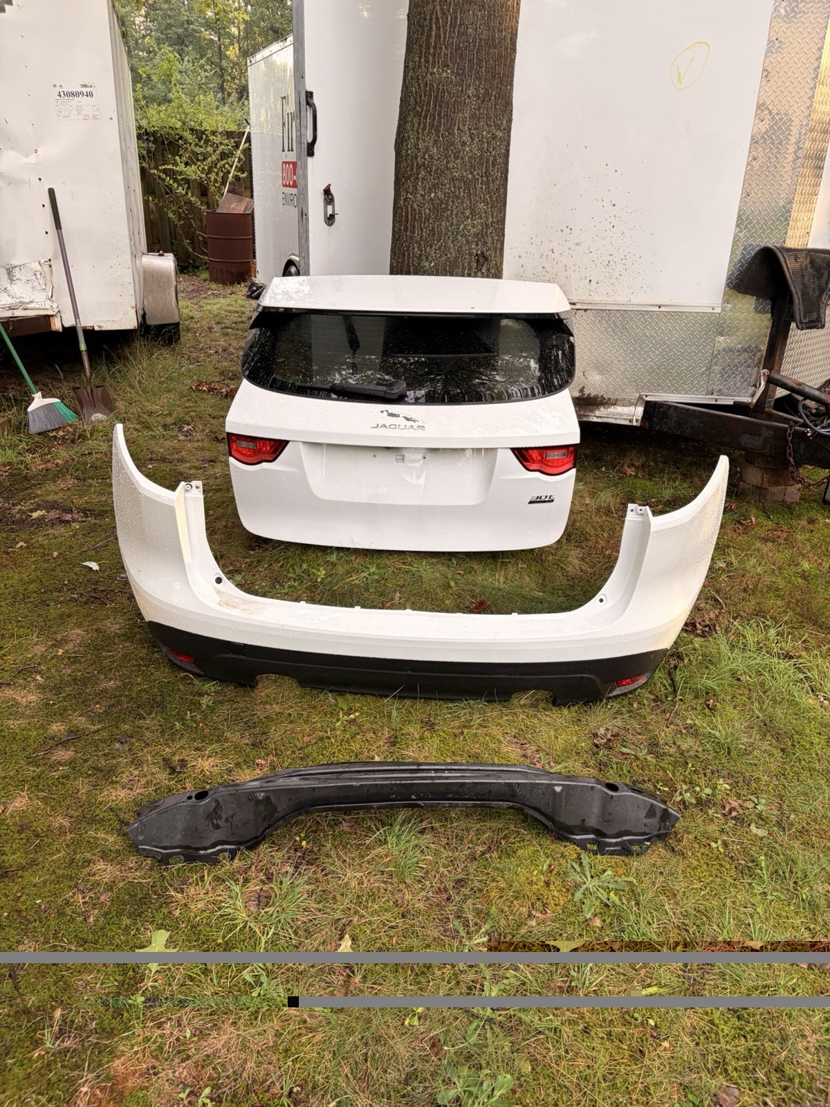 Jaguar F-Pace White Trunk Lid Tailgate Liftgate Rear Bumper 2017 - 2020 OEM
