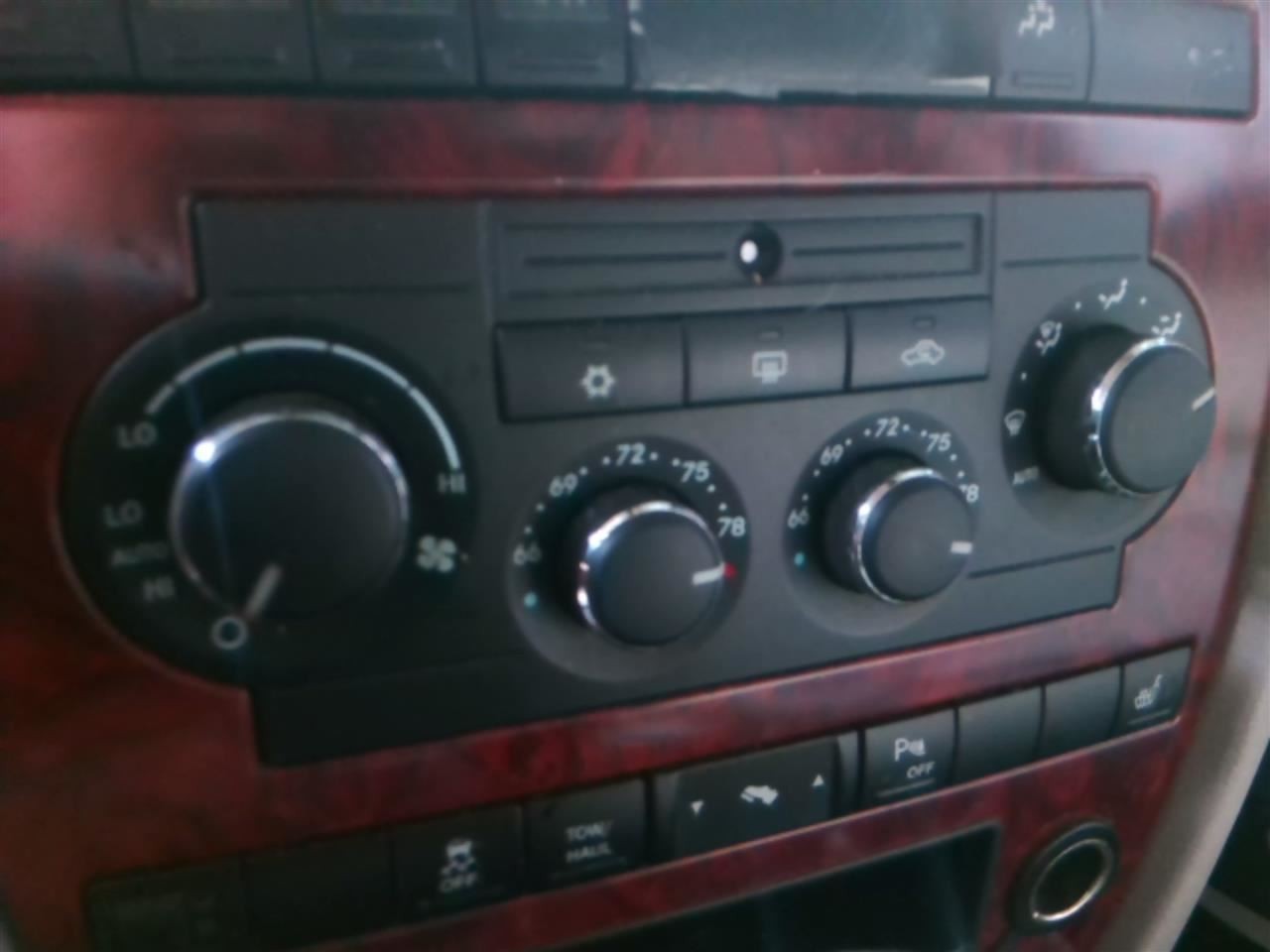 Temperature Control Fahrenheit Display Fits 05-07 GRAND CHEROKEE 844650