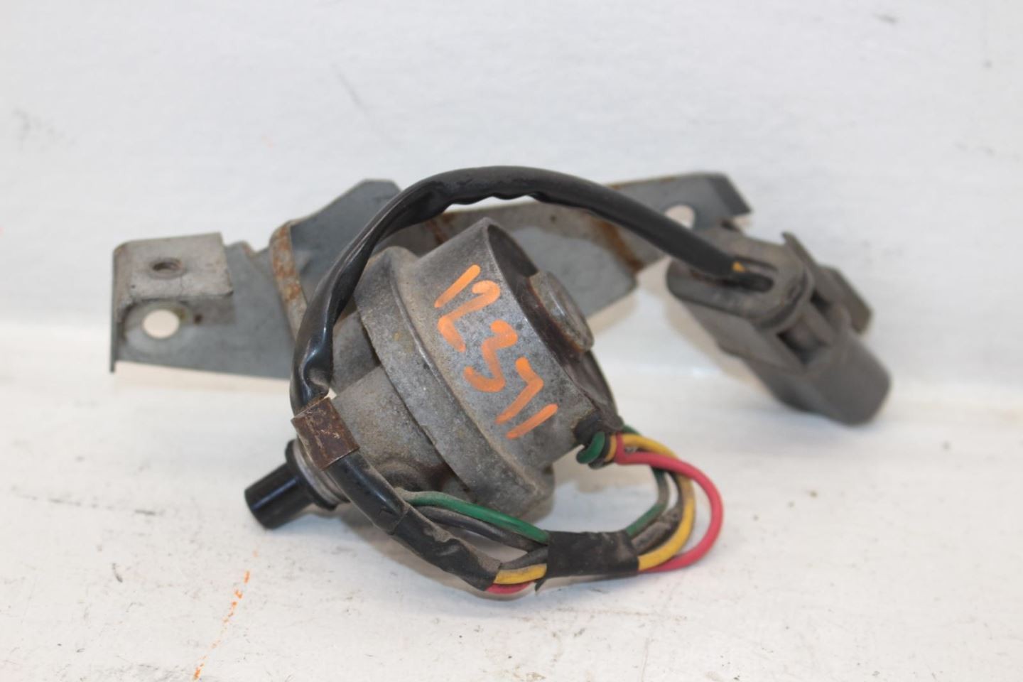 84-86 Nissan 300ZX Z31 Turbo MT VVS Speed Sensor