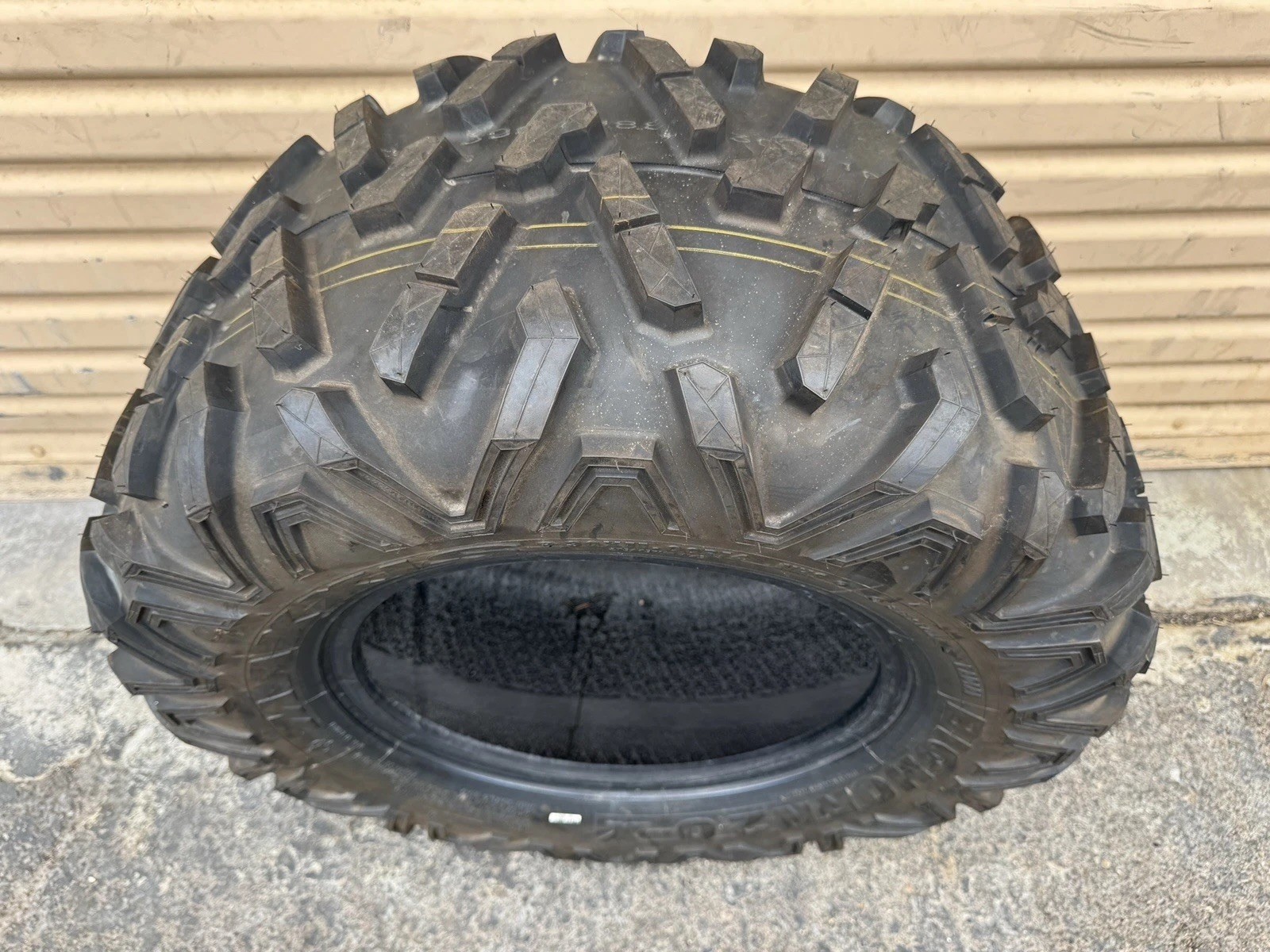 CAN AM MAVERICK X3 TIRE MAXXIS BIGHORN 2.0 30x11x14 0 MILES (1) 2020-2021 WT203 CAN AM MAVERICK X3 TIRE MAXXIS BIGHORN 2.0 30x11x14 0 MILES (1) 2020-2021 WT203