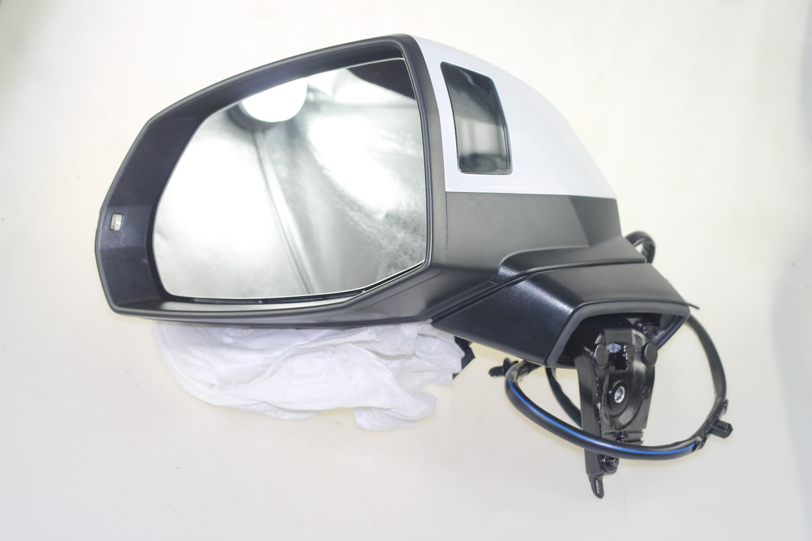Driver Side Power Mirror For Audi Q5 PHEV Heated BSM  Power Fold 2018-2024 WHITE