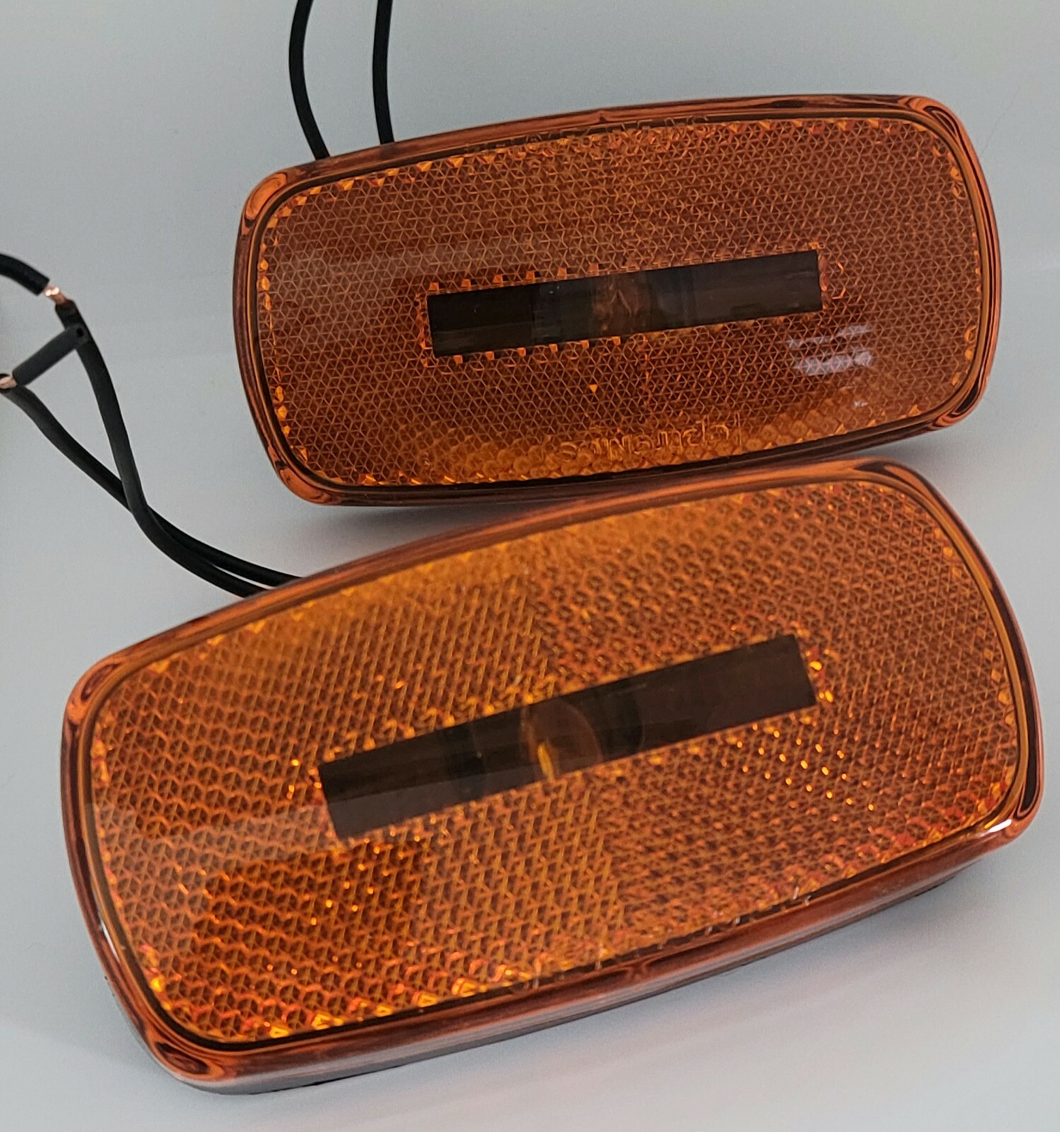 2-Pack Optronics Amber Clearance Marker Lights MC32ABB -FREE SHIPPING