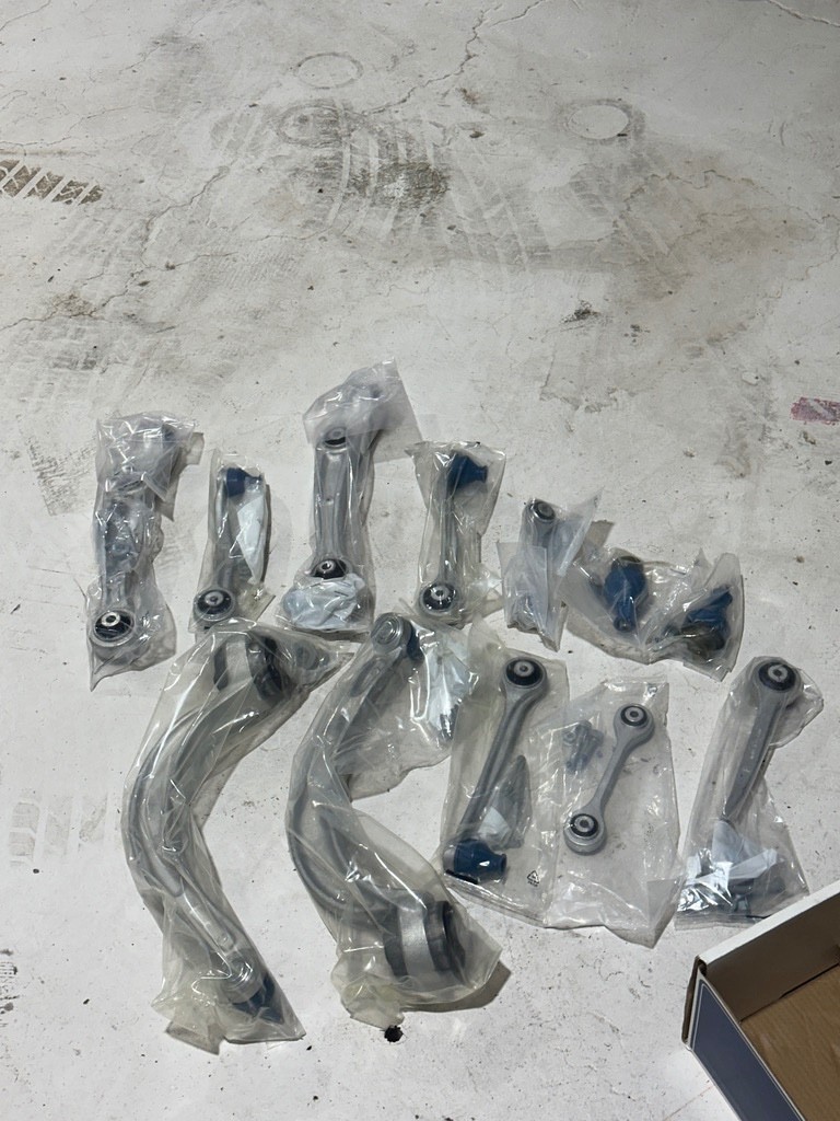 Audi RS5 Control Arm Kit Meyle B8.5 Audi 12 Piece Set Audi RS5 Control Arm Kit Meyle B8.5 Audi 12 Piece Set